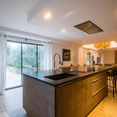 Fanny Intimate Version Holiday home Gordes